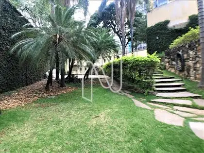 Jardim interno  