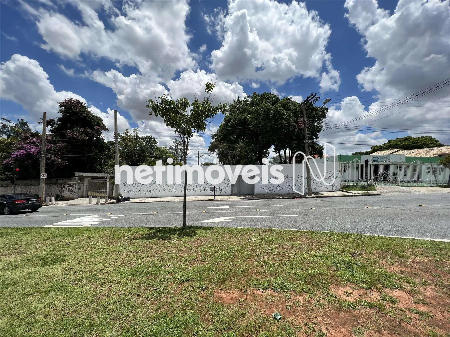 Fachada fundos ângulo 1