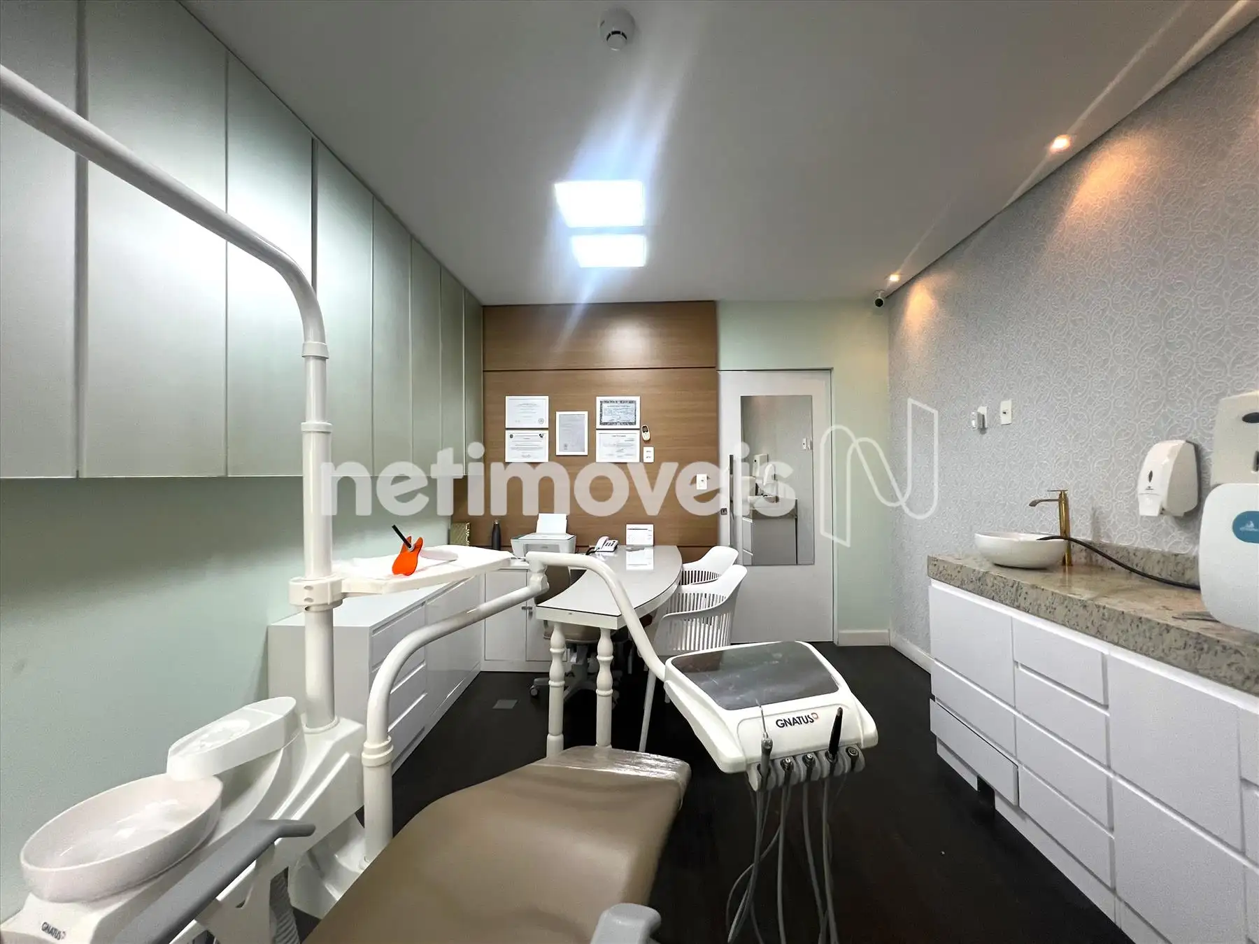 Consultório ângulo 6