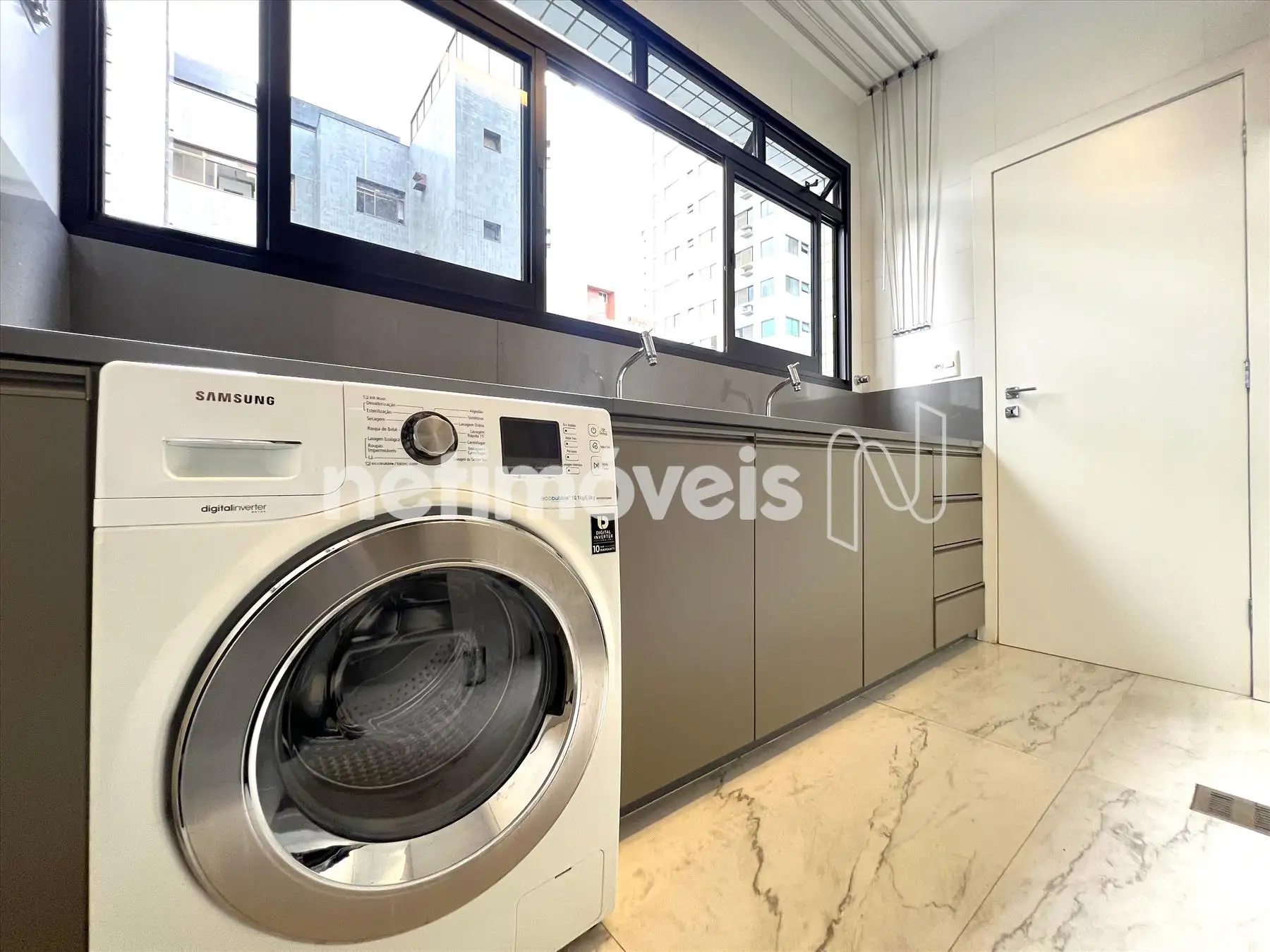 Área de serviço ângulo 2