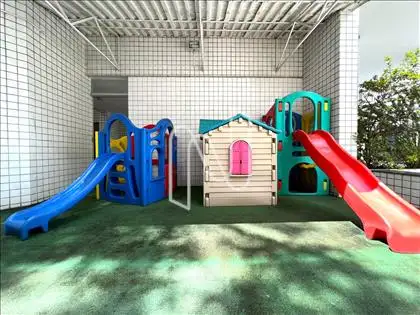  Playground