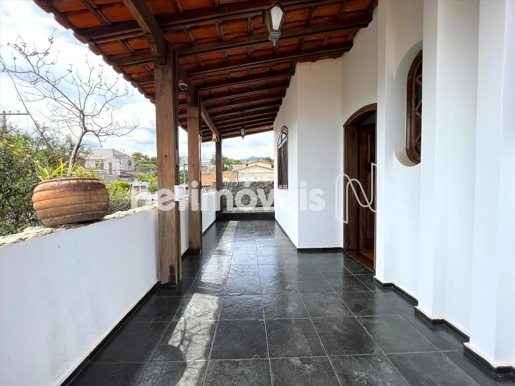 Varanda 2º pavimento ângulo 2