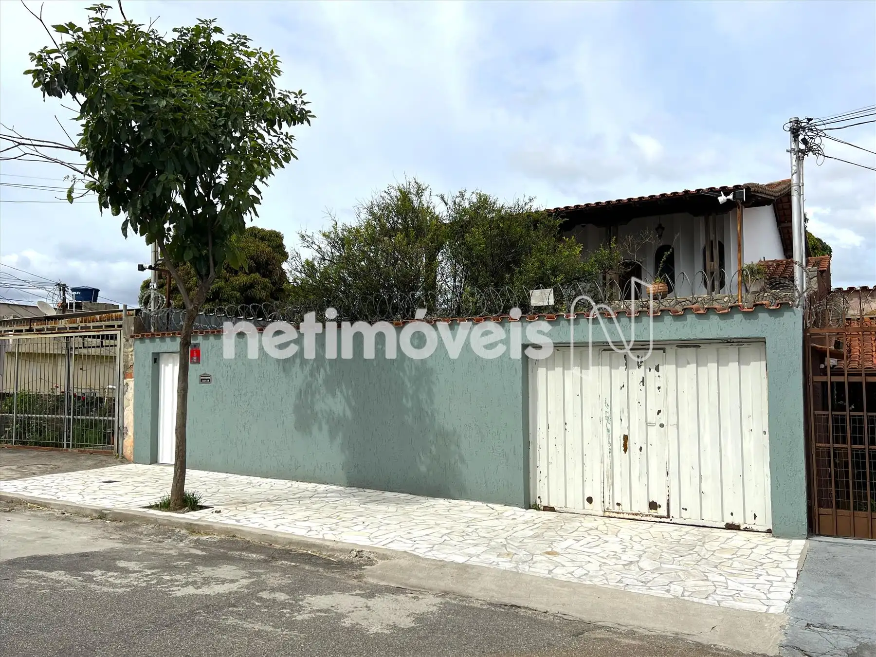 Fachada frontal ângulo externo 3