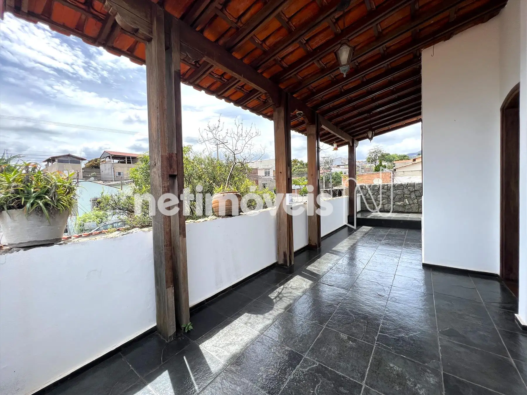 Varanda 2º pavimento ângulo 4