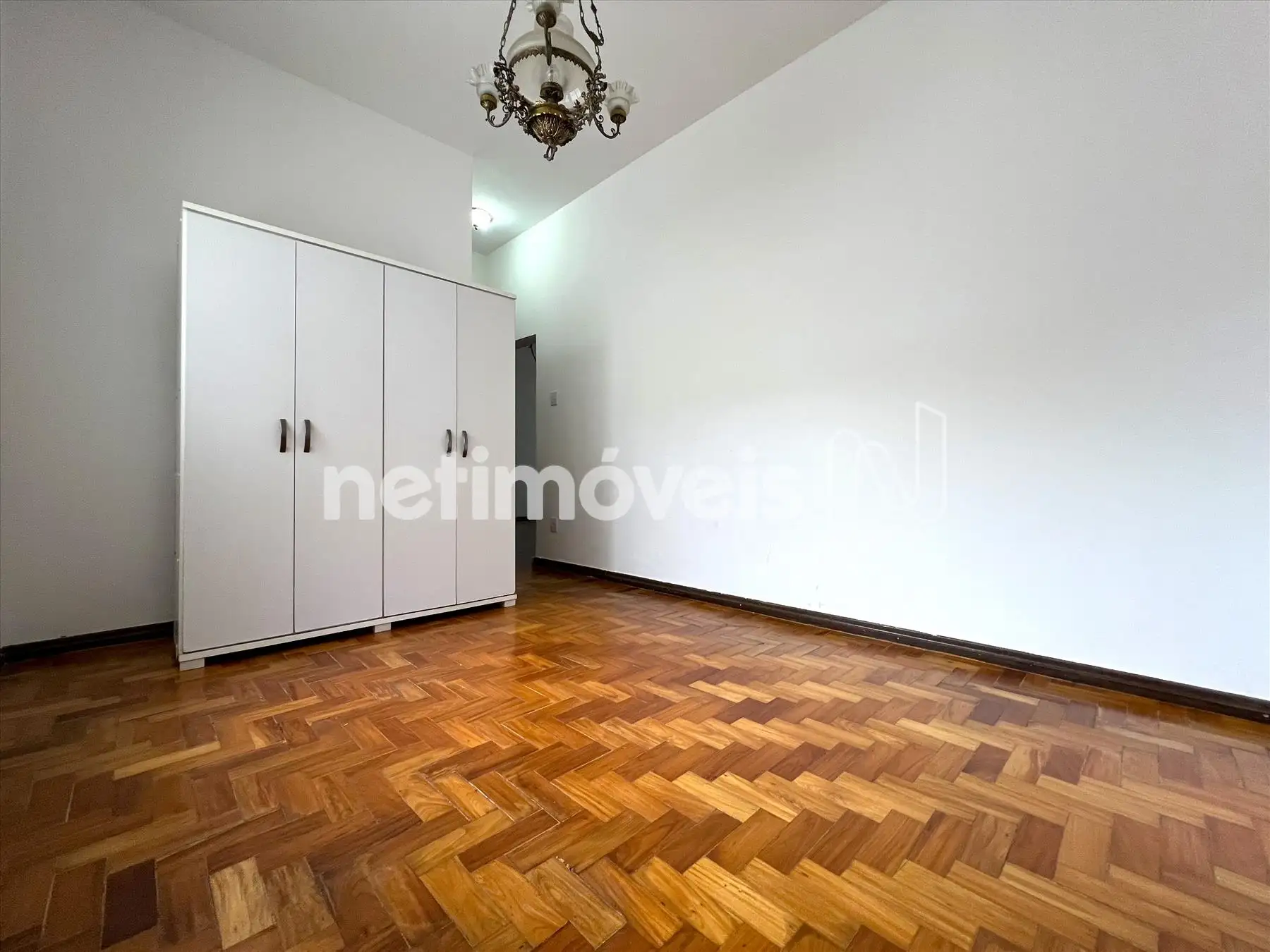 2ª sala 1º pavimento ângulo 3