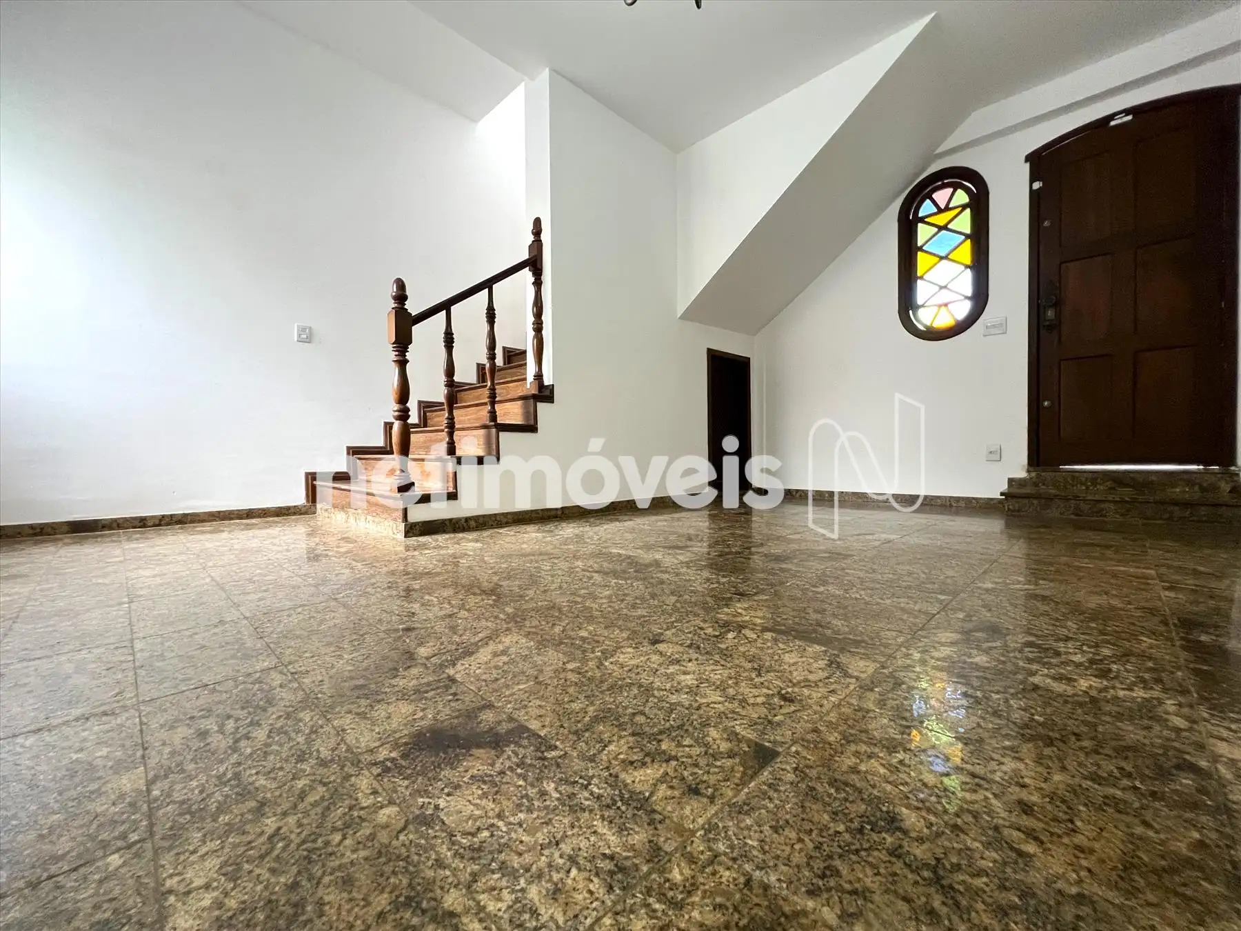 1ª sala 1º pavimento ângulo 2