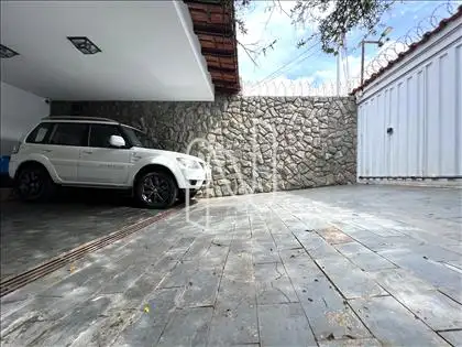 Garagem ângulo 1 