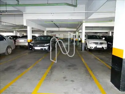 2 vagas em linha 