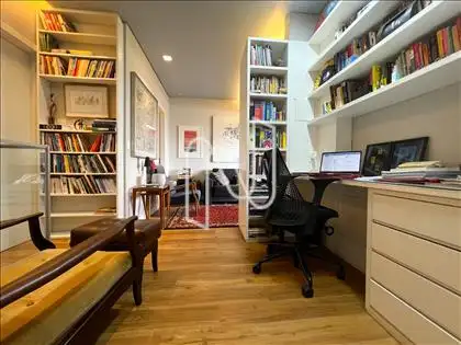 Home office 2º pavimento ângulo 2