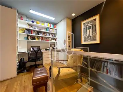 Home office 2º pavimento ângulo 1