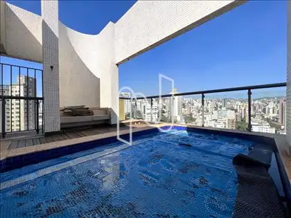 Solarium e piscina 2º pavimento ângulo 3