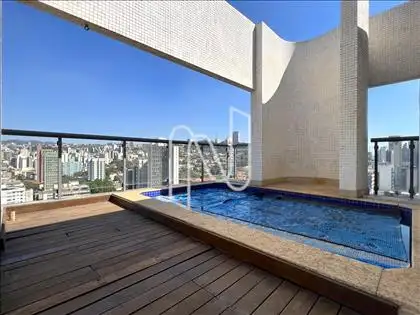 Solarium e piscina 2º pavimento ângulo 1