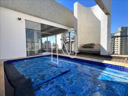 Solarium e piscina 2º pavimento ângulo 2