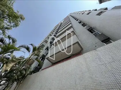 Fachada frontal ângulo 2