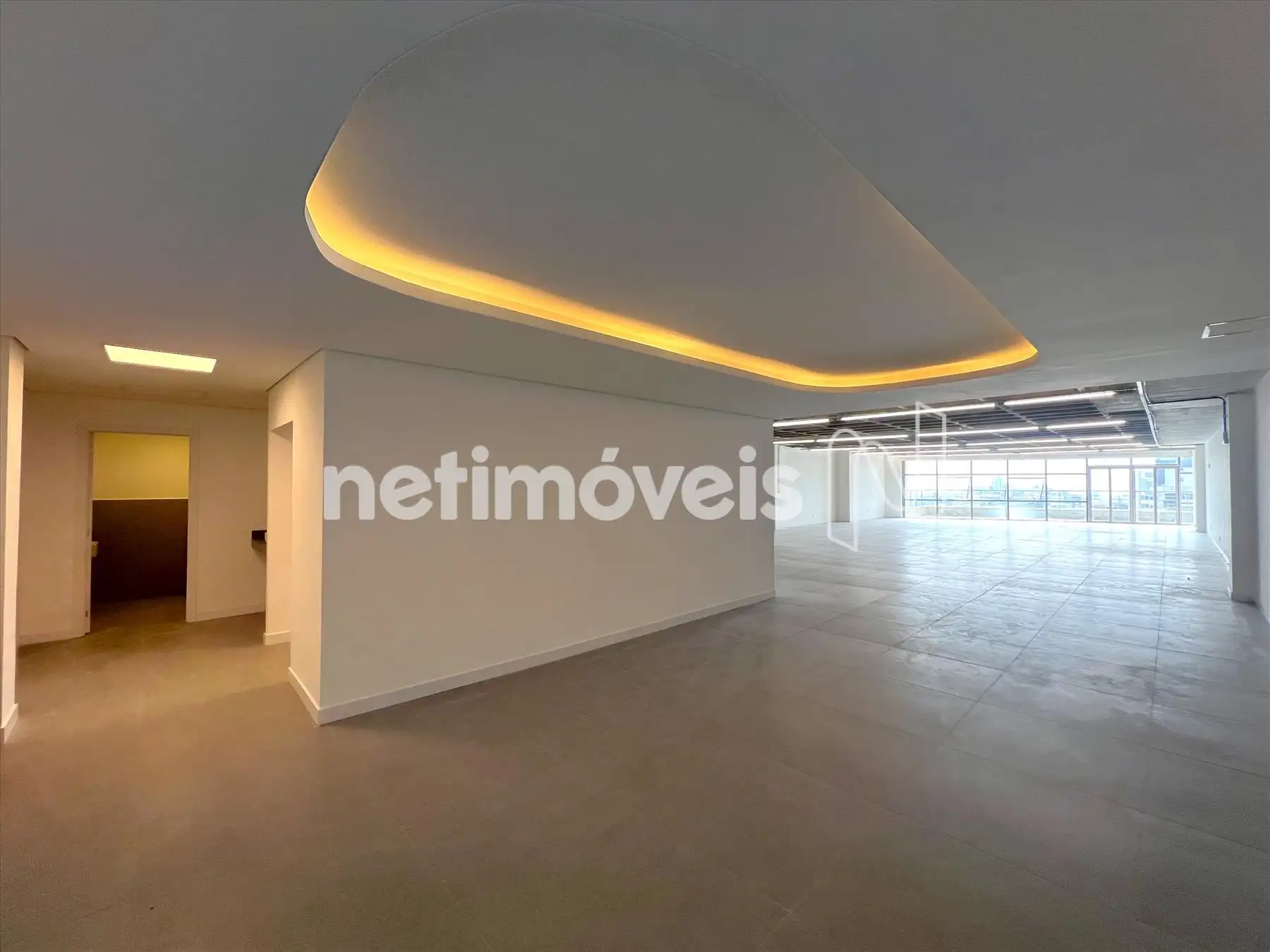 Sala 1º ambiente ângulo 1