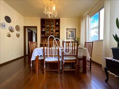   Sala de jantar ângulo 2