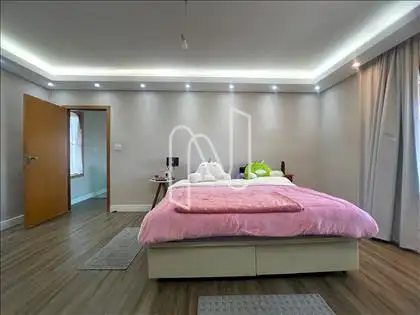 Suíte 2º pavimento ângulo 1