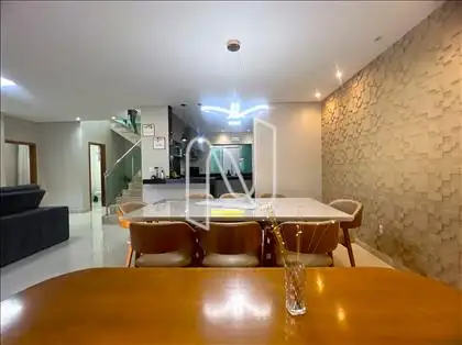Sala 1º pavimento ângulo 2