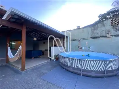 Redário, espaço gourmet e piscina