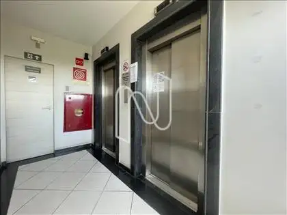 Hall de elevadores do pavimento