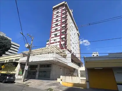 Fachada ângulo 1