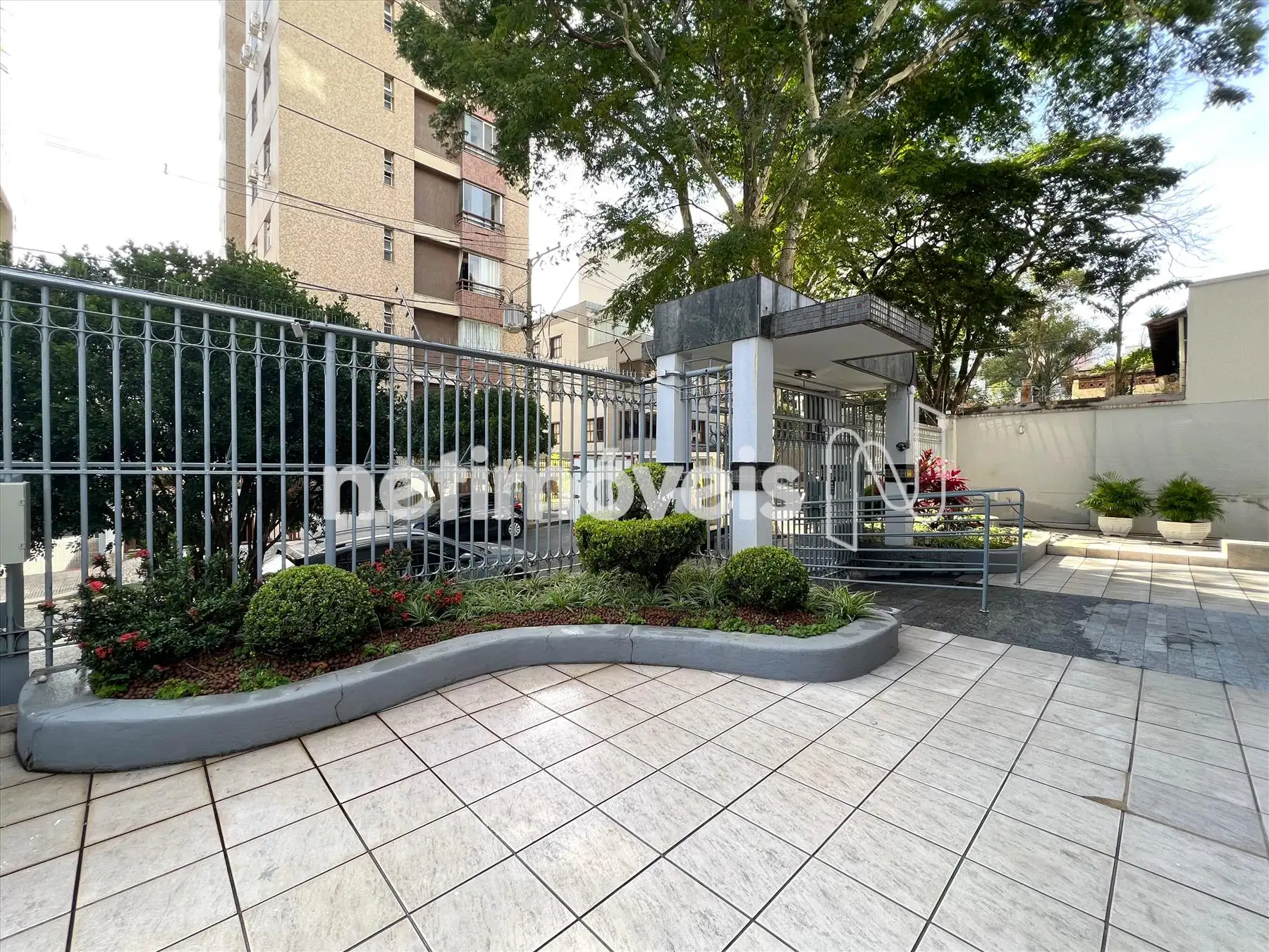 Jardim frontal ângulo 2