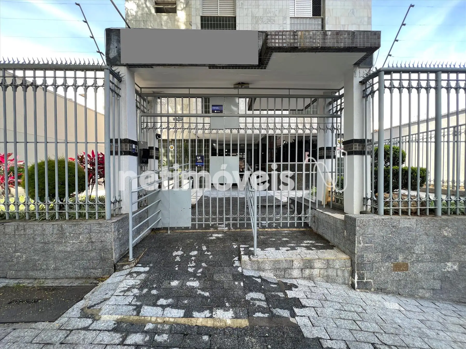 Entrada social/Portaria virtual
