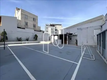  Quadra poliesportiva ângulo 2