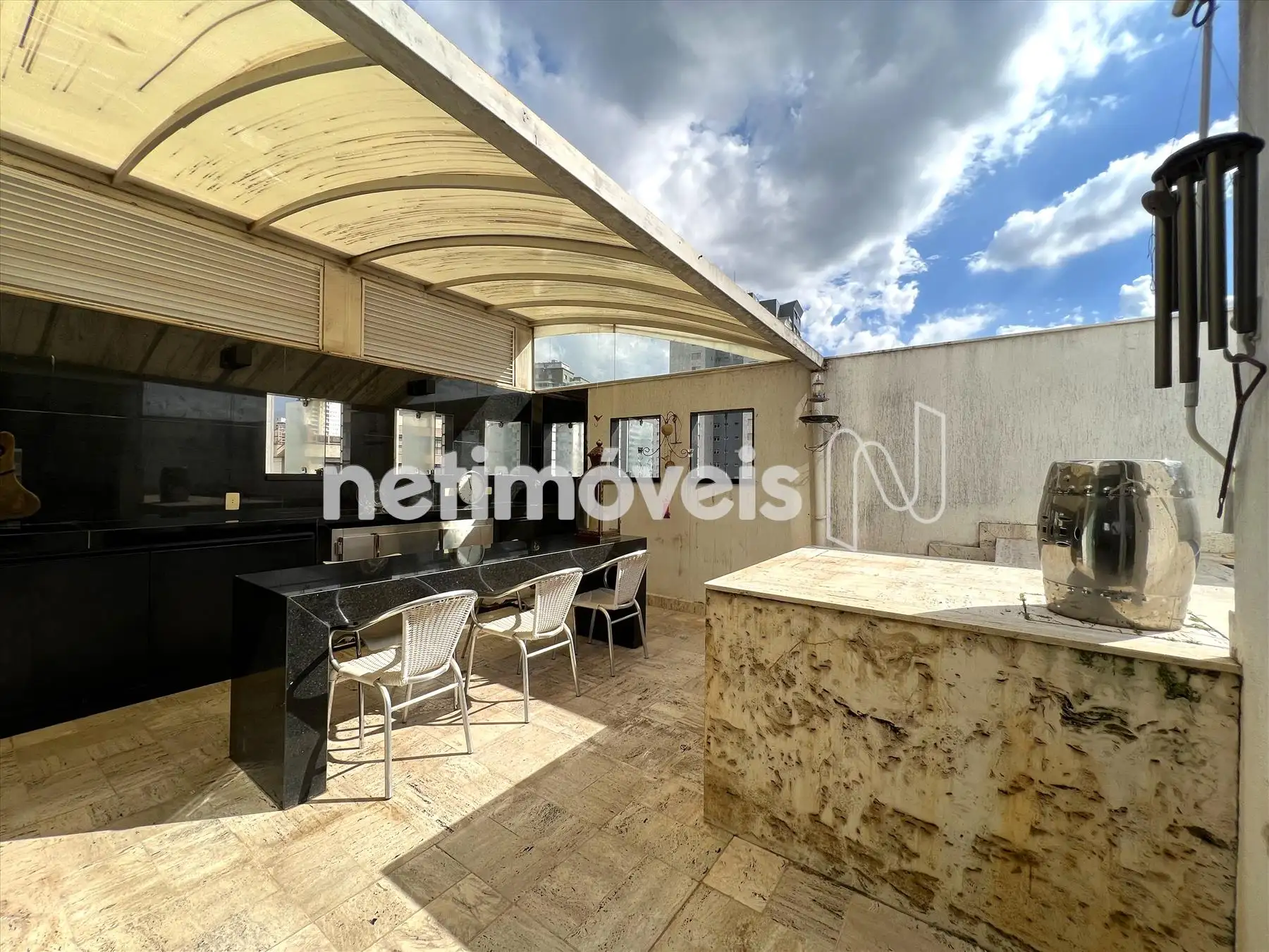 Espaço gourmet e terraço ângulo 1
