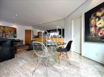  Sala 1º pavimento ângulo 2