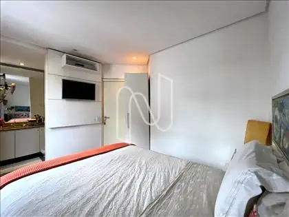 Suíte 2º pavimento ângulo 1 