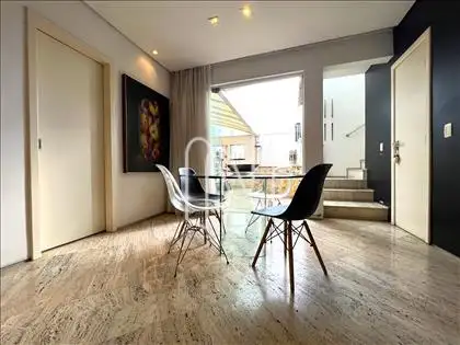 Sala 1º pavimento ângulo 1 