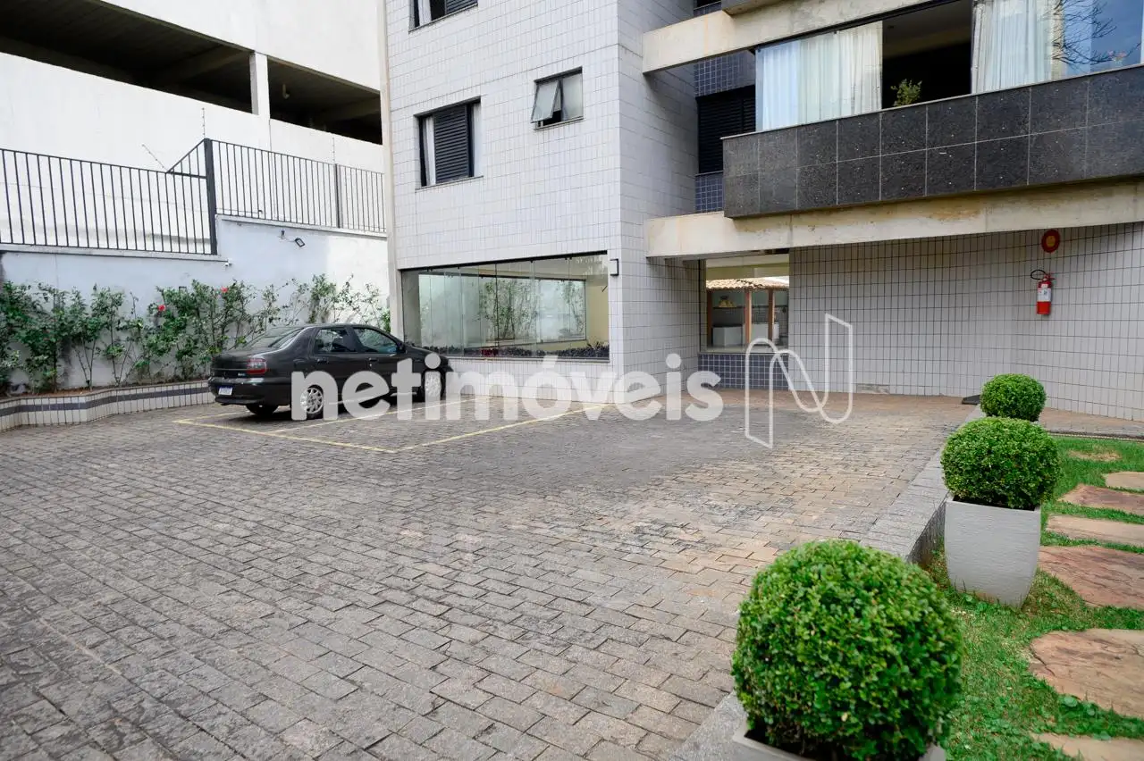 Estacionamento para visitantes