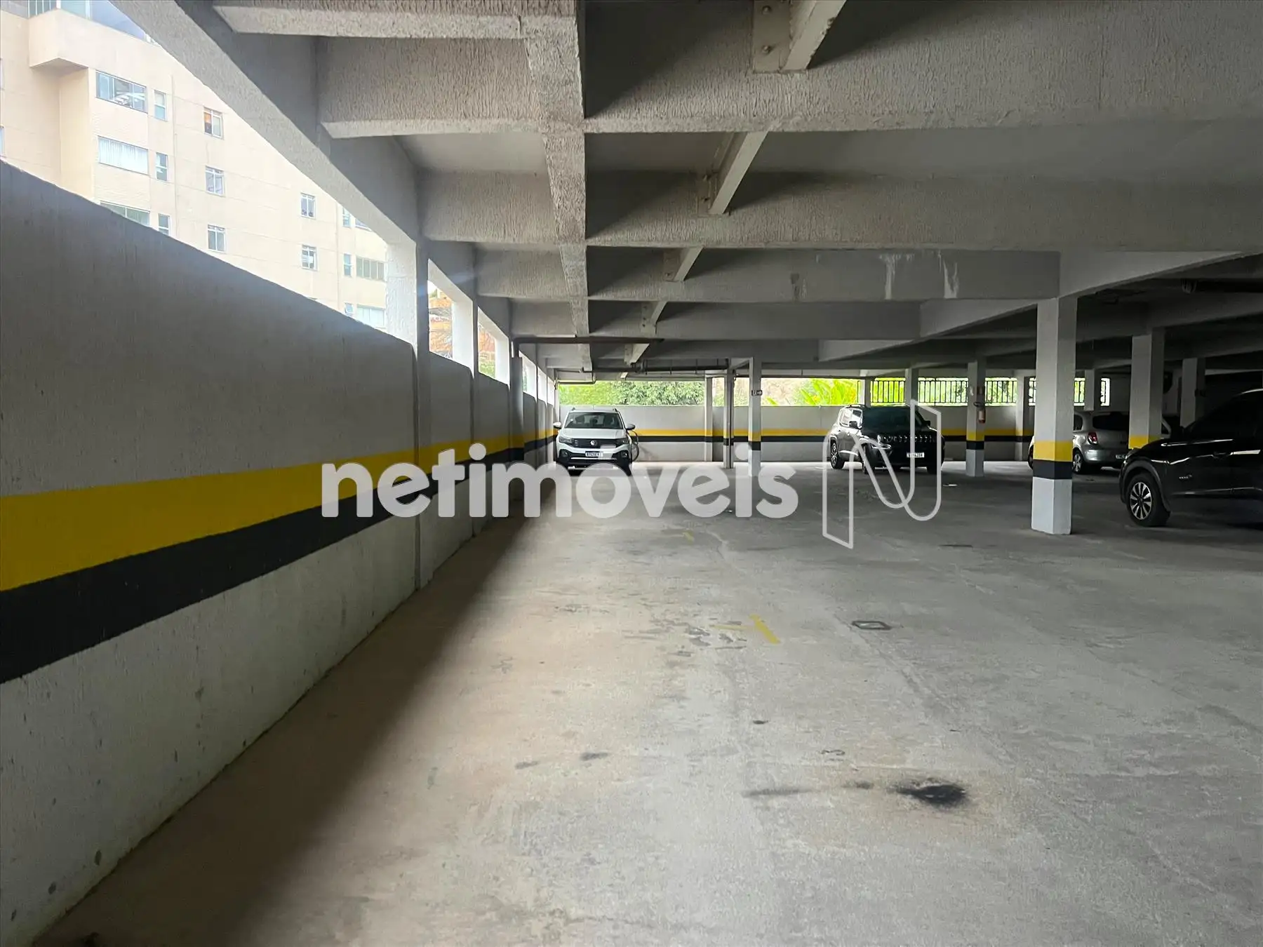 3 vagas de garagem