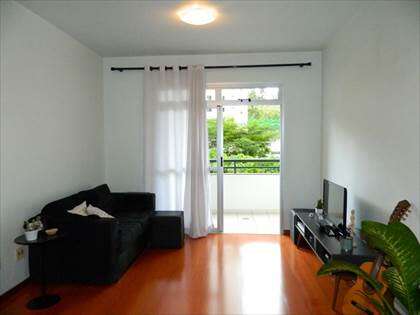 Sala de estar com varanda