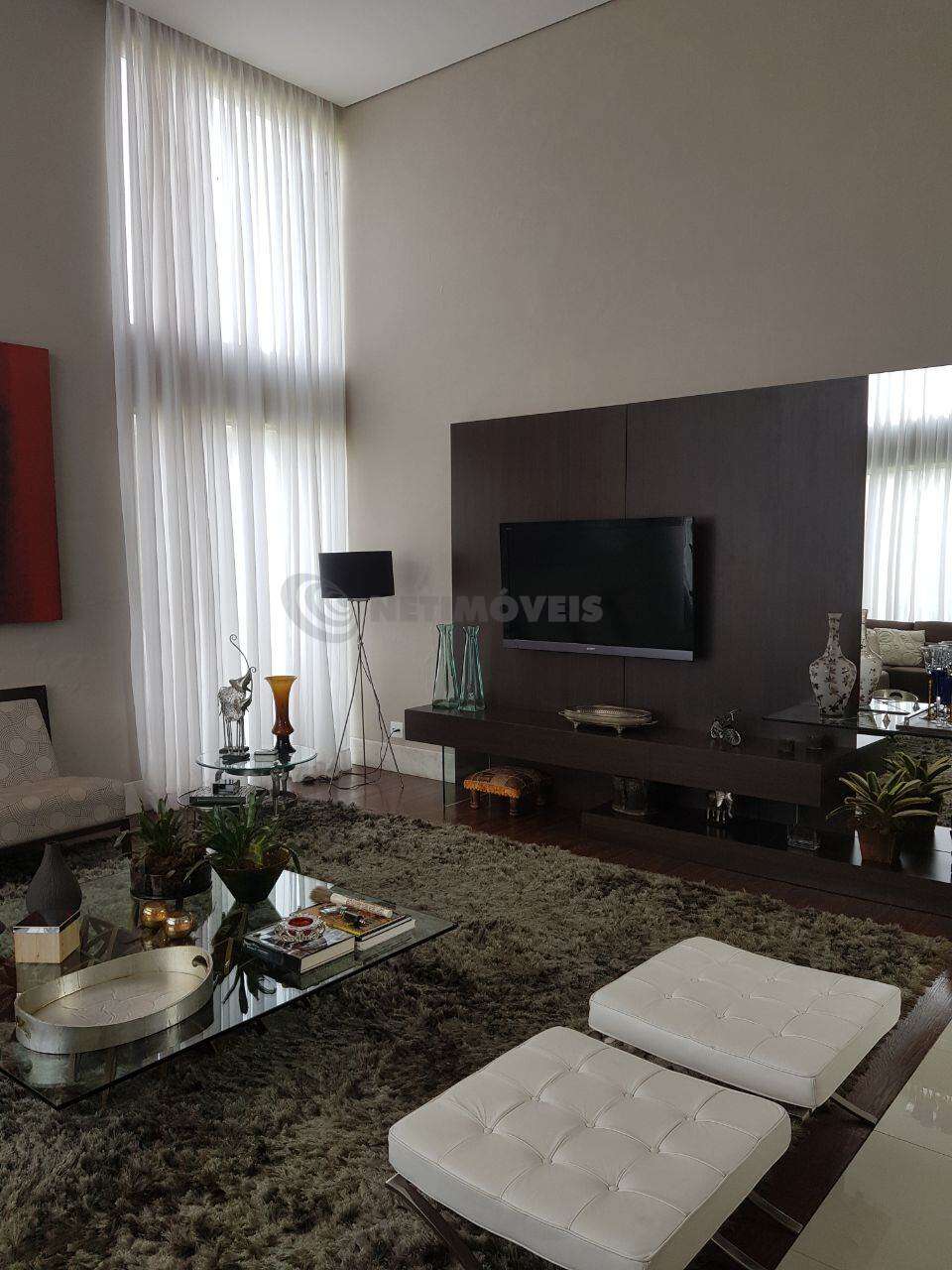 Outra vista da sala de estar 