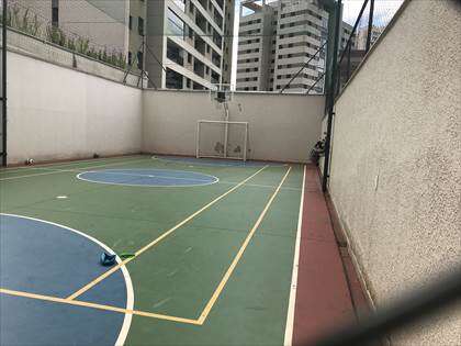 Quadra poliesportiva