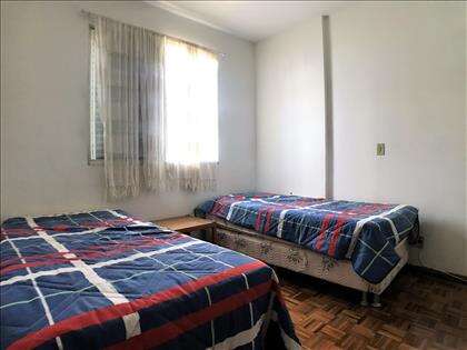 Quarto 1 ângulo 1
