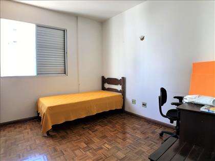 Quarto 2 ângulo 1