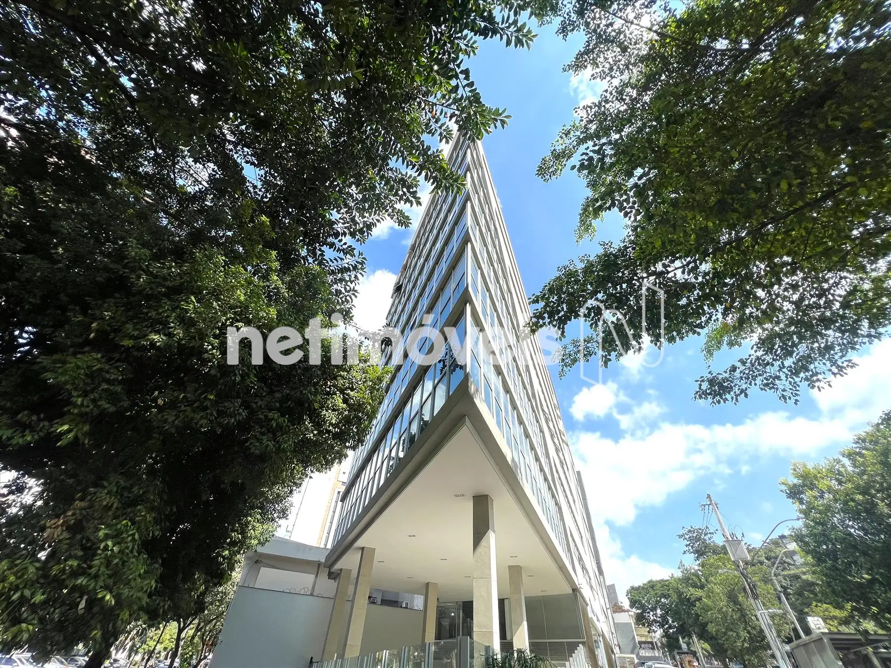 Andar-pilotis para comprar com 216 m², 2 banheiros, 3 vagas em Rua Ouro Preto, Santo Agostinho, Belo Horizonte