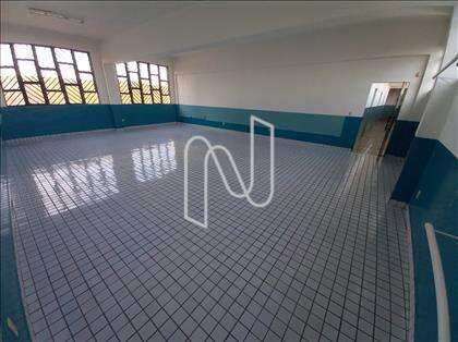 3º andar salão com 60m²