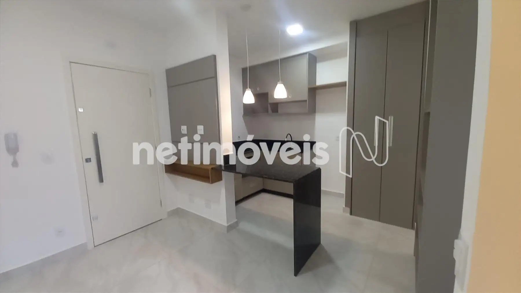Studio para comprar com 30 m², 1 quarto, 2 banheiros, 1 vaga em Estoril, Belo Horizonte