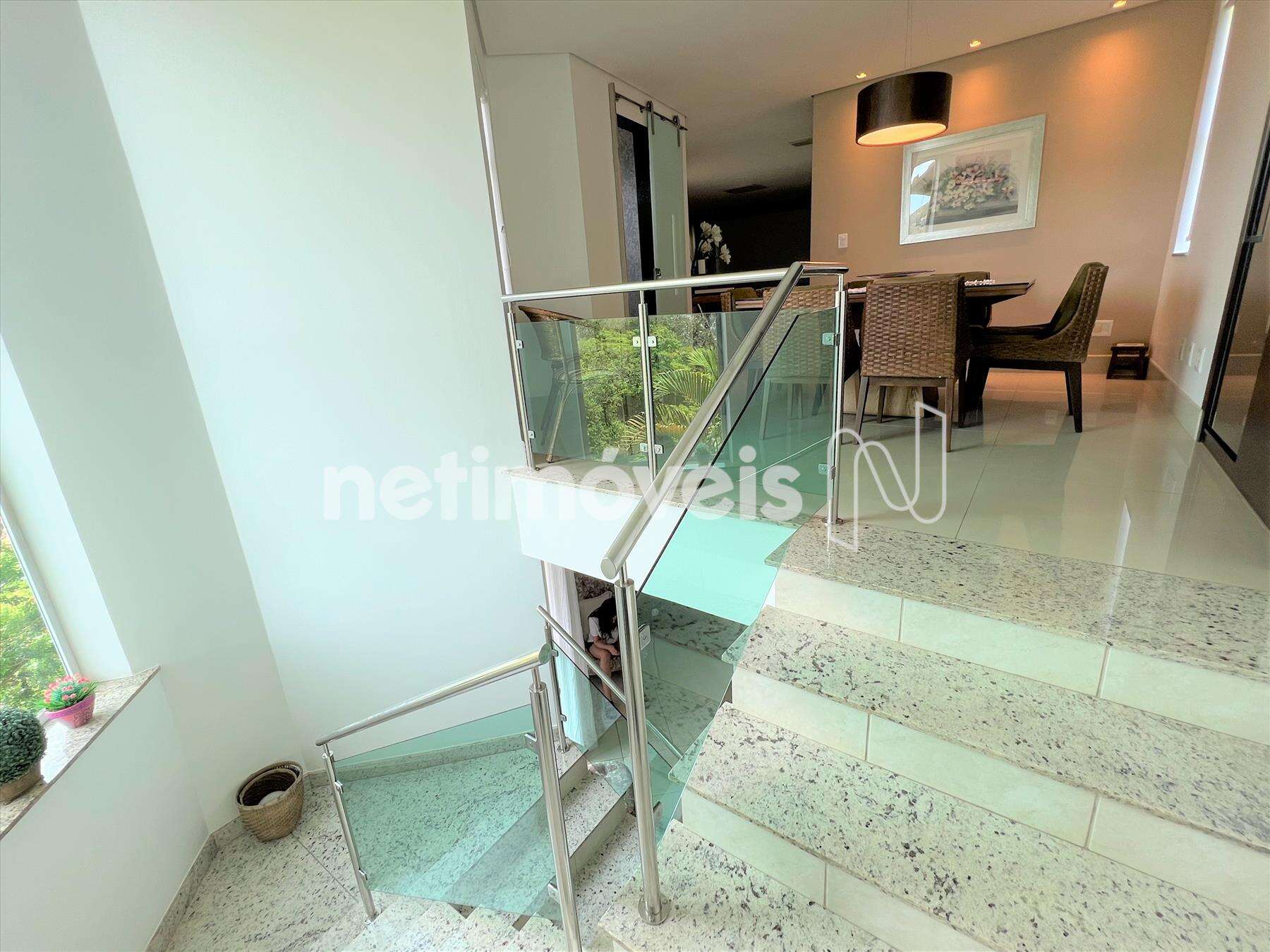 Sala de jantar/acesso ao pav. intermediário