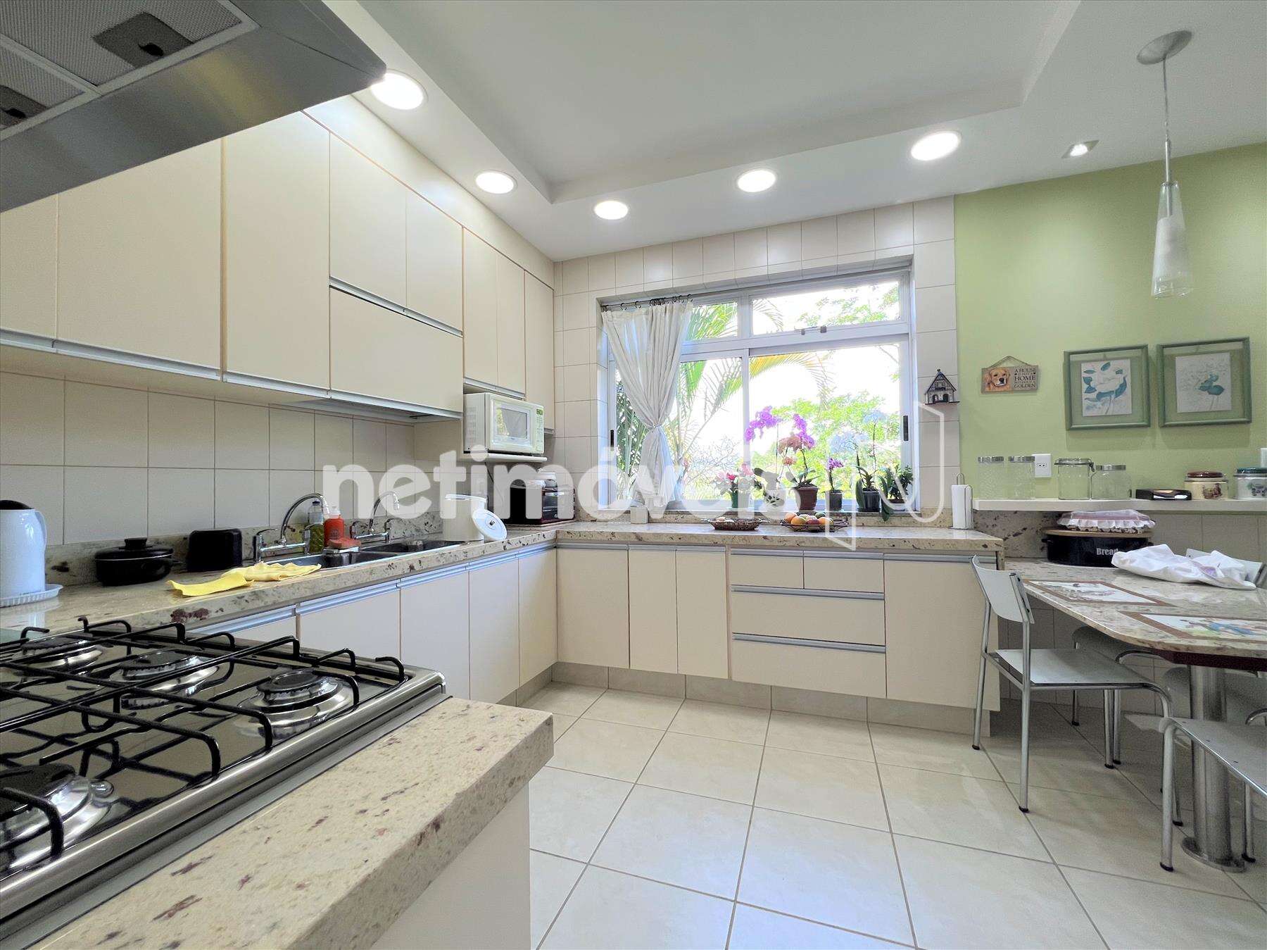 Copa-cozinha pavimento inferior  ângulo 1