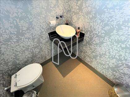 Lavabo pavimento superior 