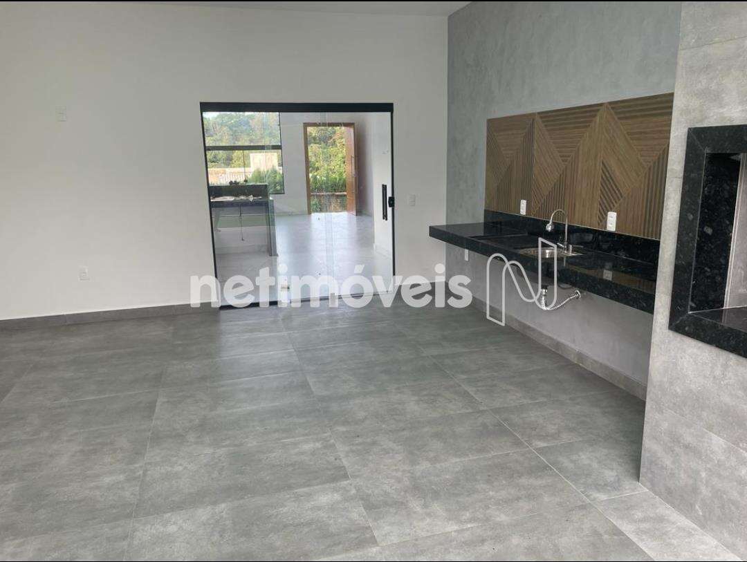 Espaço gourmert com churrasqueira