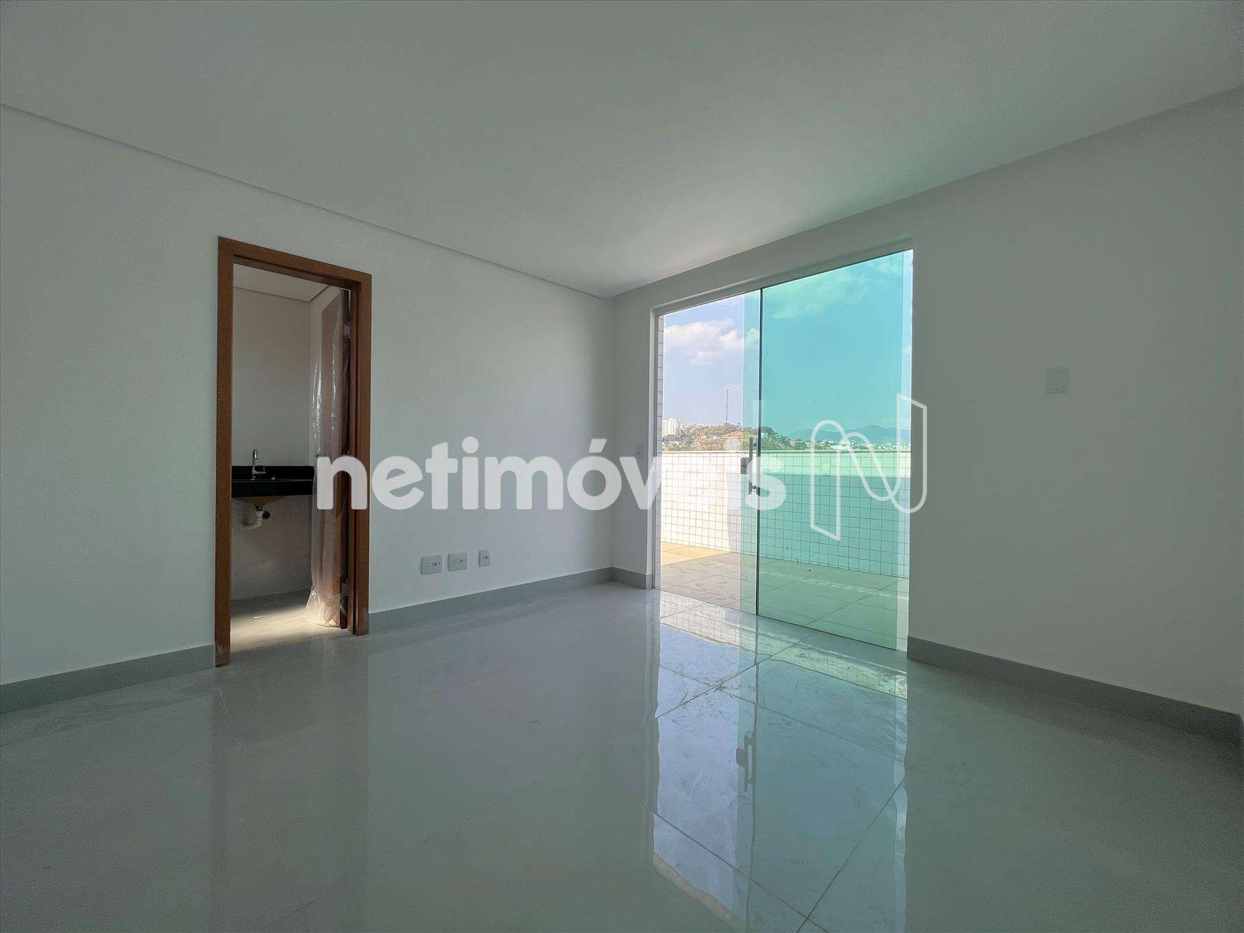 Sala 2º pavimento ângulo 1