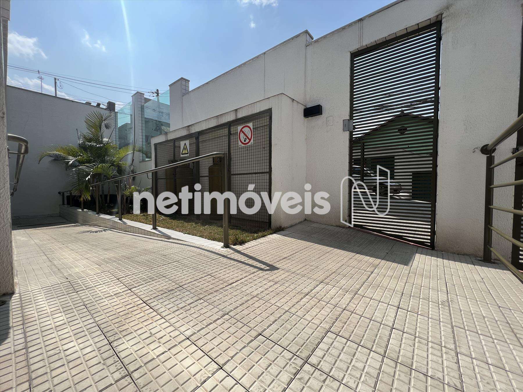 Entrada social ângulo 1