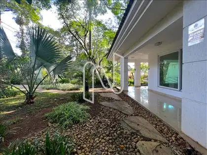 Fachada frontal ângulo 4