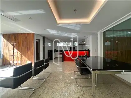 Sala pavimento inferior ângulo 2